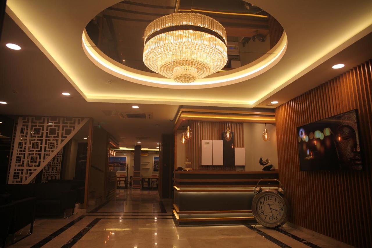 Random Suit Otel Istanbul Exteriör bild